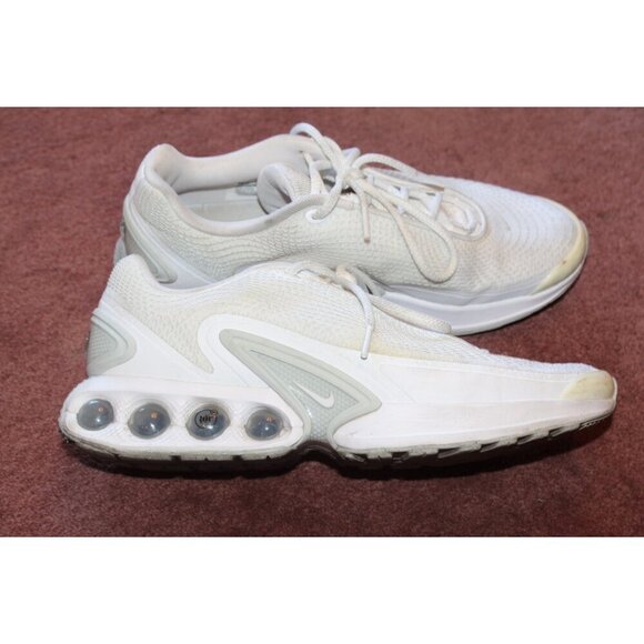 NIKE Air max DN White Metallic shoes size 9.5 US Athletic Sneakers DV3337 101 - Picture 2 of 11